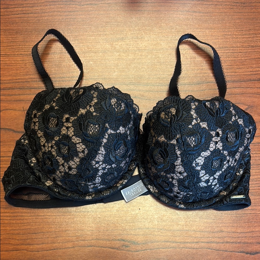 Victoria Secret The Miracle Bra Balconet